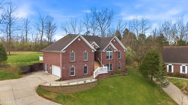 4300 Lost Spring Ct, Louisville, KY 40241