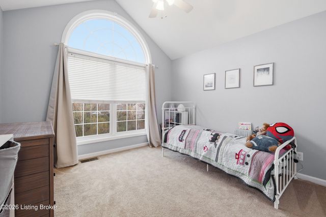 4300 Lost Spring Ct, Louisville, KY 40241