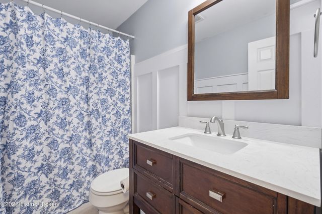 4300 Lost Spring Ct, Louisville, KY 40241