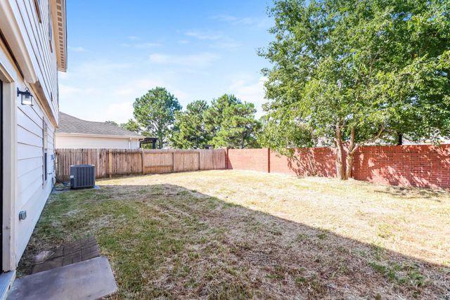 19811 Breezy Cove Court, Tomball, TX 77375