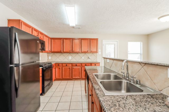 19811 Breezy Cove Court, Tomball, TX 77375