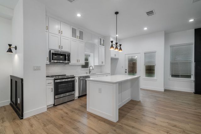 406 Wolfe Street, Mckinney, TX 75069