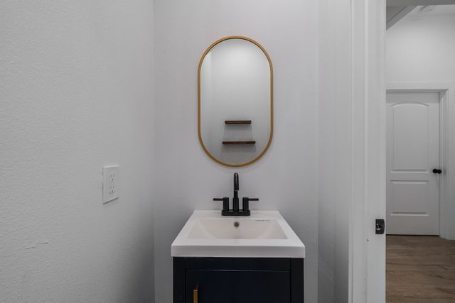 406 Wolfe Street, Mckinney, TX 75069