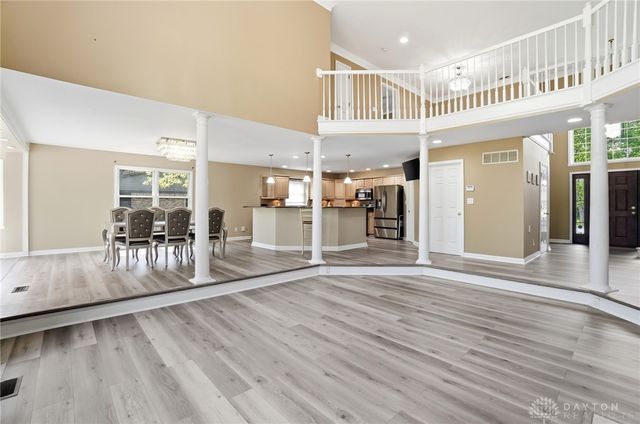 296 Timberleaf Drive, Beavercreek, OH 45430