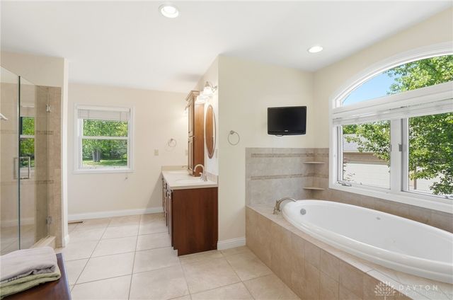 296 Timberleaf Drive, Beavercreek, OH 45430