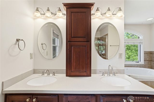 296 Timberleaf Drive, Beavercreek, OH 45430