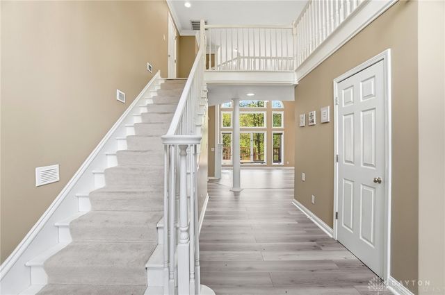 296 Timberleaf Drive, Beavercreek, OH 45430