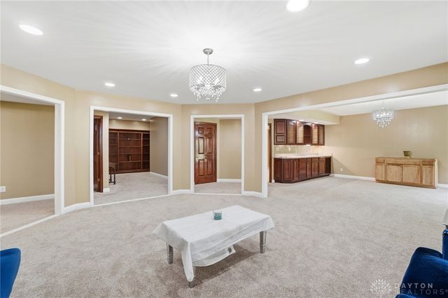 296 Timberleaf Drive, Beavercreek, OH 45430