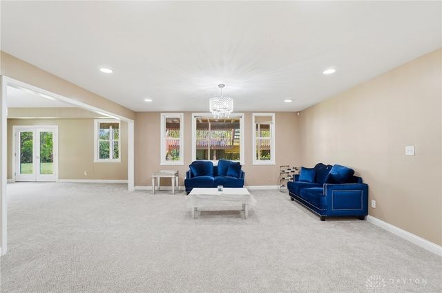 296 Timberleaf Drive, Beavercreek, OH 45430
