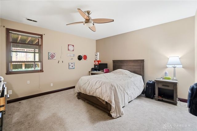 296 Timberleaf Drive, Beavercreek, OH 45430
