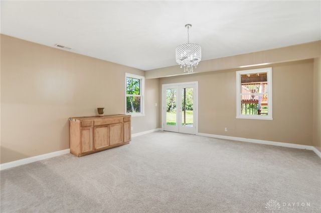 296 Timberleaf Drive, Beavercreek, OH 45430