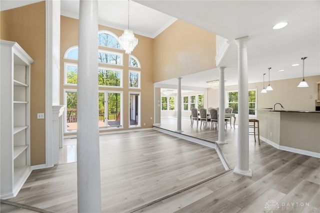 296 Timberleaf Drive, Beavercreek, OH 45430