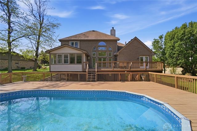 296 Timberleaf Drive, Beavercreek, OH 45430