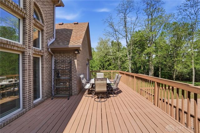 296 Timberleaf Drive, Beavercreek, OH 45430