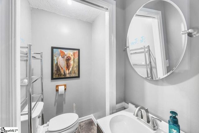 77 Loftis Road, Travelers Rest, SC 29690