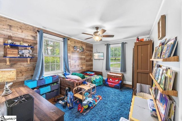 77 Loftis Road, Travelers Rest, SC 29690