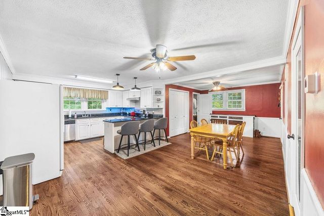 77 Loftis Road, Travelers Rest, SC 29690