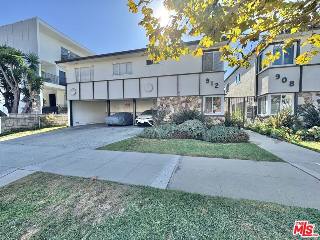 912 6th Street 8, Santa Monica, CA 90403