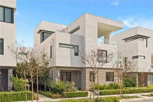 16376 Veterans, Tustin, CA 92782