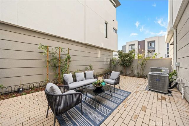 16376 Veterans, Tustin, CA 92782