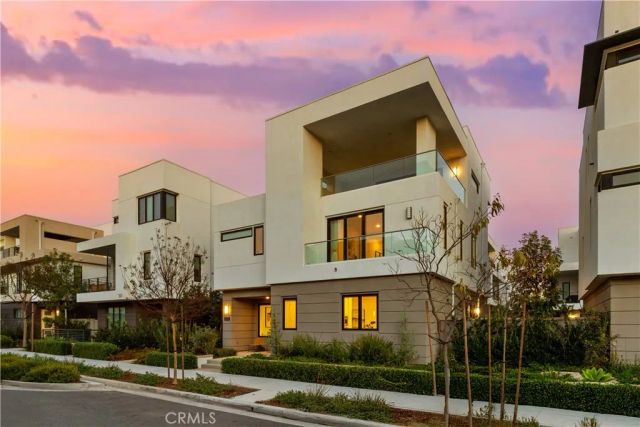 16376 Veterans, Tustin, CA 92782