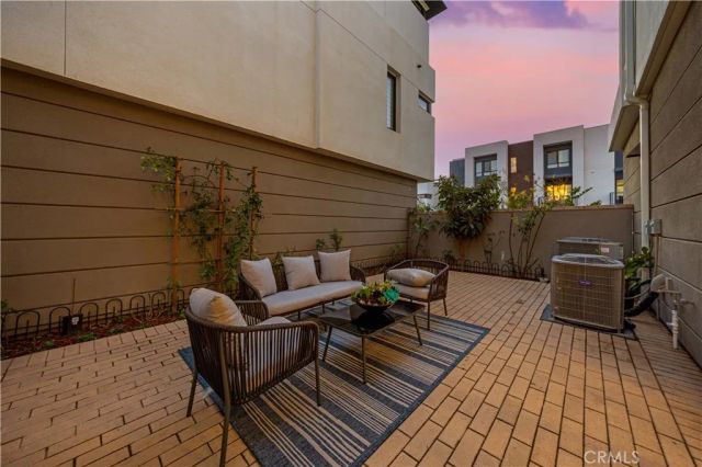 16376 Veterans, Tustin, CA 92782