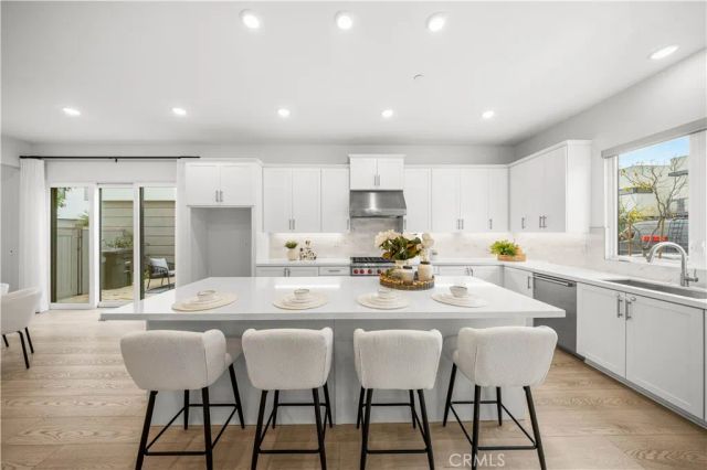 16376 Veterans, Tustin, CA 92782