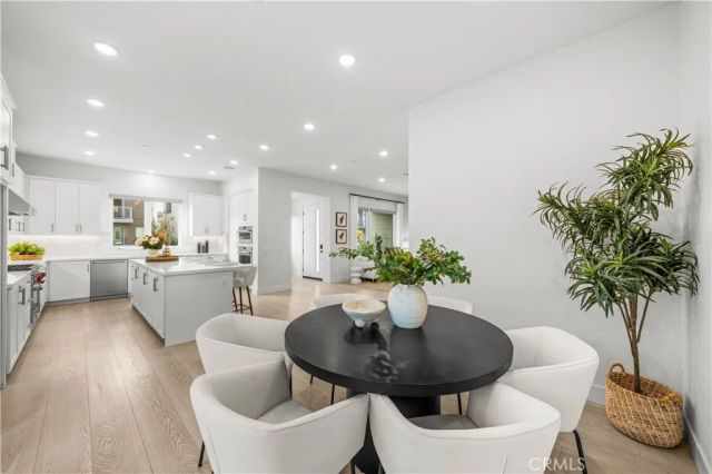 16376 Veterans, Tustin, CA 92782