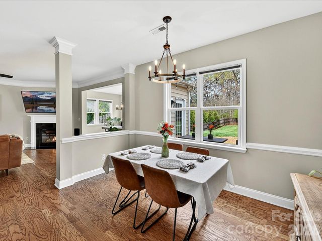 5304 Auburn Hill Lane, Charlotte, NC 28269