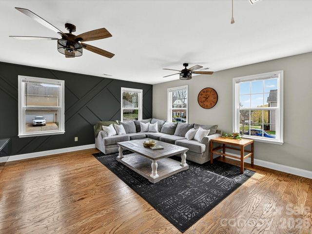 5304 Auburn Hill Lane, Charlotte, NC 28269