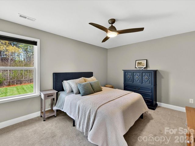 5304 Auburn Hill Lane, Charlotte, NC 28269