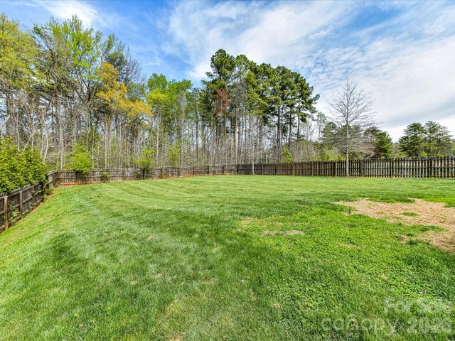 5304 Auburn Hill Lane, Charlotte, NC 28269