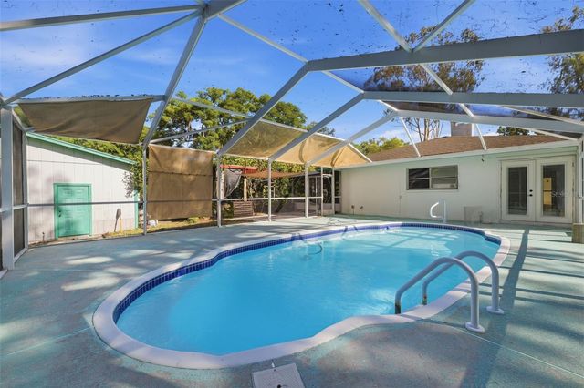 9116 LAKEVIEW DRIVE, New Port Richey, FL 34654