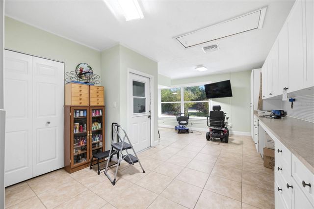 9116 LAKEVIEW DRIVE, New Port Richey, FL 34654