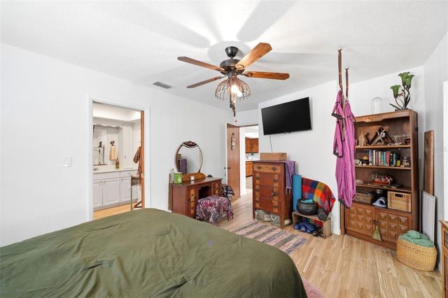 9116 LAKEVIEW DRIVE, New Port Richey, FL 34654