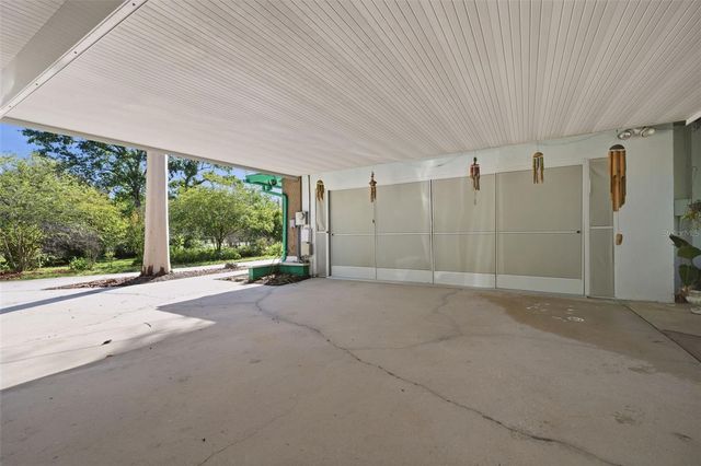 9116 LAKEVIEW DRIVE, New Port Richey, FL 34654