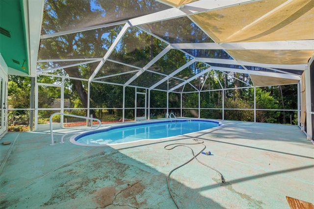 9116 LAKEVIEW DRIVE, New Port Richey, FL 34654