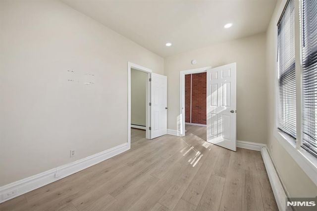 17 Myrtle Avenue, Jersey City, NJ 07305