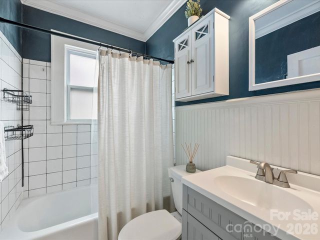 124 N Laurel Avenue 4, Charlotte, NC 28207