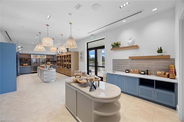 828 Hideaway Cir E Unit 434, Marco Island, FL 34145