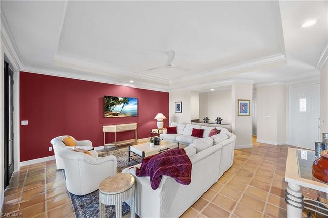 828 Hideaway Cir E Unit 434, Marco Island, FL 34145