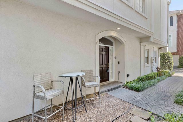 1908 Greenwich Place Drive, Houston, TX 77019