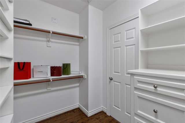 1908 Greenwich Place Drive, Houston, TX 77019