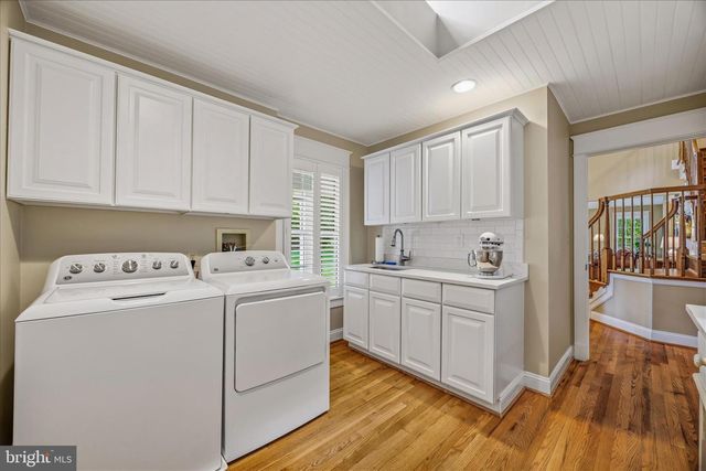 8 ROLLING FARM CT, Baltimore, MD 21228
