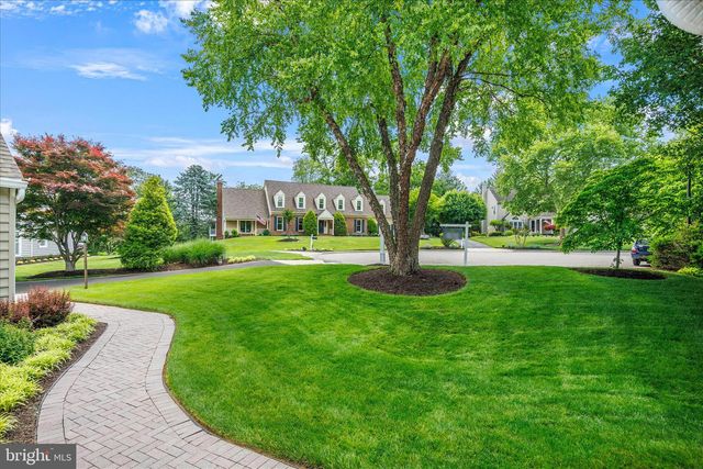 8 ROLLING FARM CT, Baltimore, MD 21228