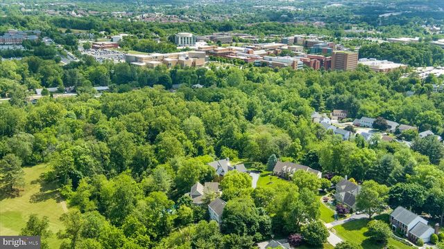 8 ROLLING FARM CT, Baltimore, MD 21228