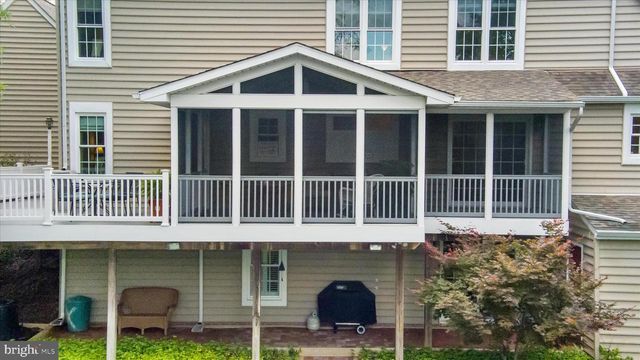 8 ROLLING FARM CT, Baltimore, MD 21228