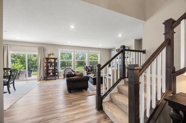 7228 Auburn Lane, Inver Grove Heights, MN 55077