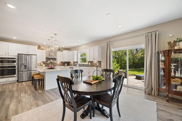 7228 Auburn Lane, Inver Grove Heights, MN 55077