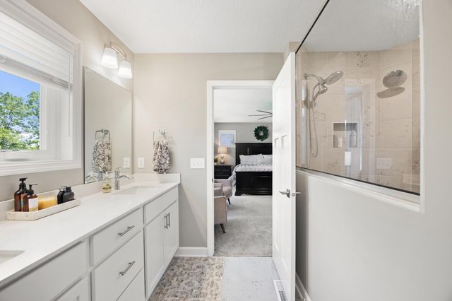 7228 Auburn Lane, Inver Grove Heights, MN 55077